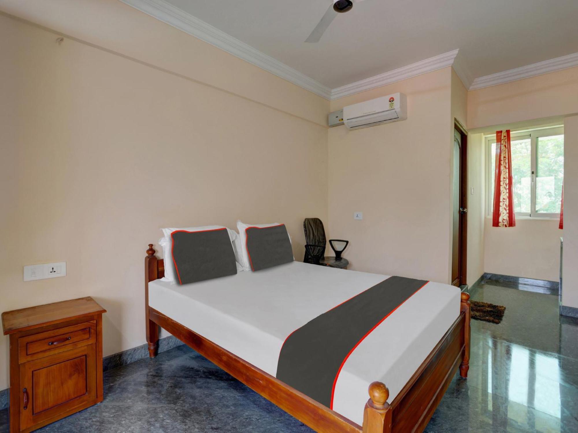 Family Castle Hotel Thiruvananthapuram Exterior photo